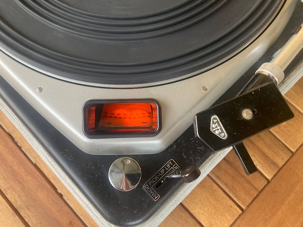 Rare Acoustical 2800 turnable . (Gebraucht) in Zürich für CHF 500 – nur ...
