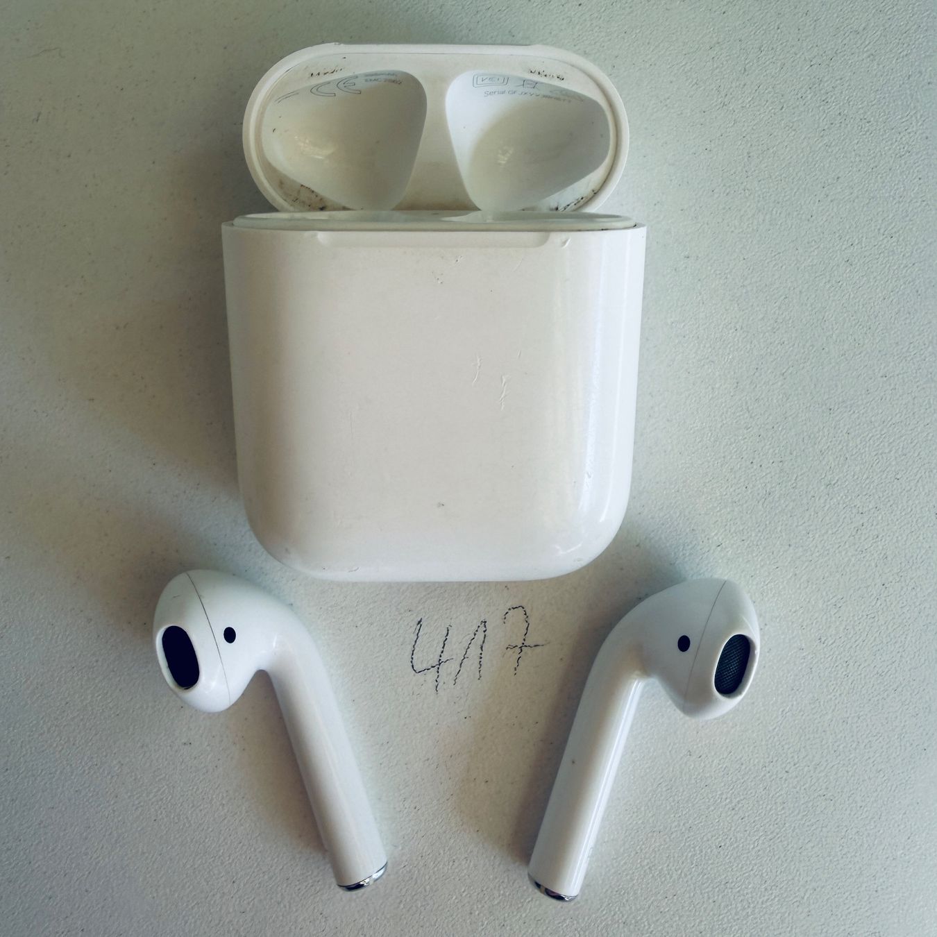 Apple Casques audio: Original Apple AirPods 2 Gen. Wireless Kopfhörer & Case – D'occasion à Basel par MY.AIRPODS.SHOP 1