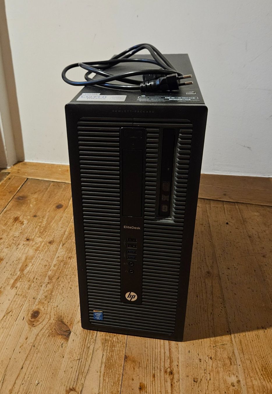 Hewlett Packard PCs: Computer W10 – Gebraucht aus Almens von Sahume