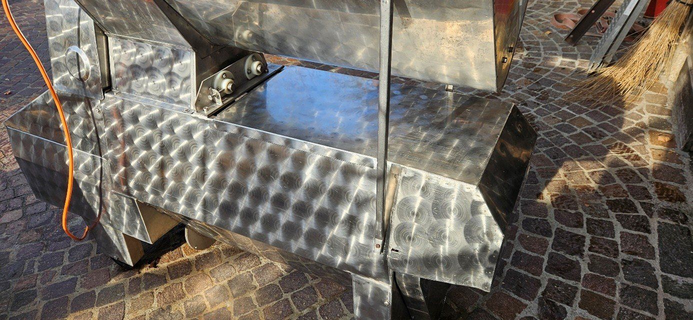 Toutes les machines: Traubenmühle – D'occasion à Ettingen par Weinbaujoerg