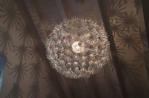 Ikea Lampade: Grosse Blumenpapierlampe Ikea – Usato da Wagerswil venduto da flagge 2