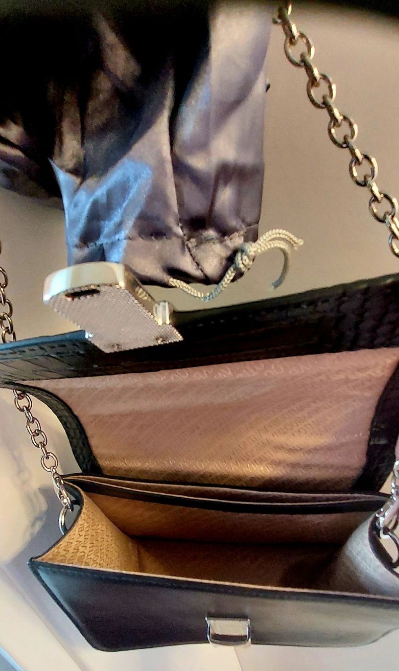 Navyboot Sacs: Exklusive Schwarze Navyboot Tasche mit Krokoprägung – Neuf (Voir description) à Safenwil par fra_t5c9 2