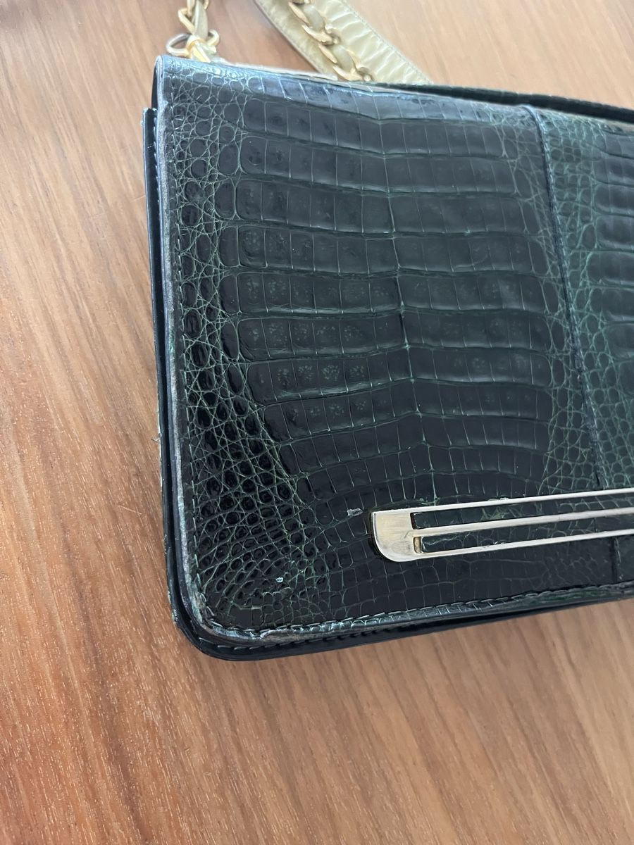 Sacs femmes: Grüne Handtasche aus echtem Kroko-Leder – D'occasion à Zug par vik_p5lx 3