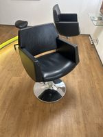 6 Friseurstühle schwarz mit Gebrauchsspuren höhenverstellbar