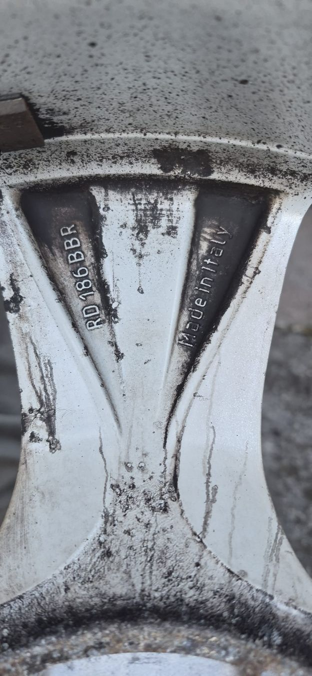 Skoda Cerchioni: Felgen mit Winterreifen  – Usato da Wangen SZ venduto da ricki93 3