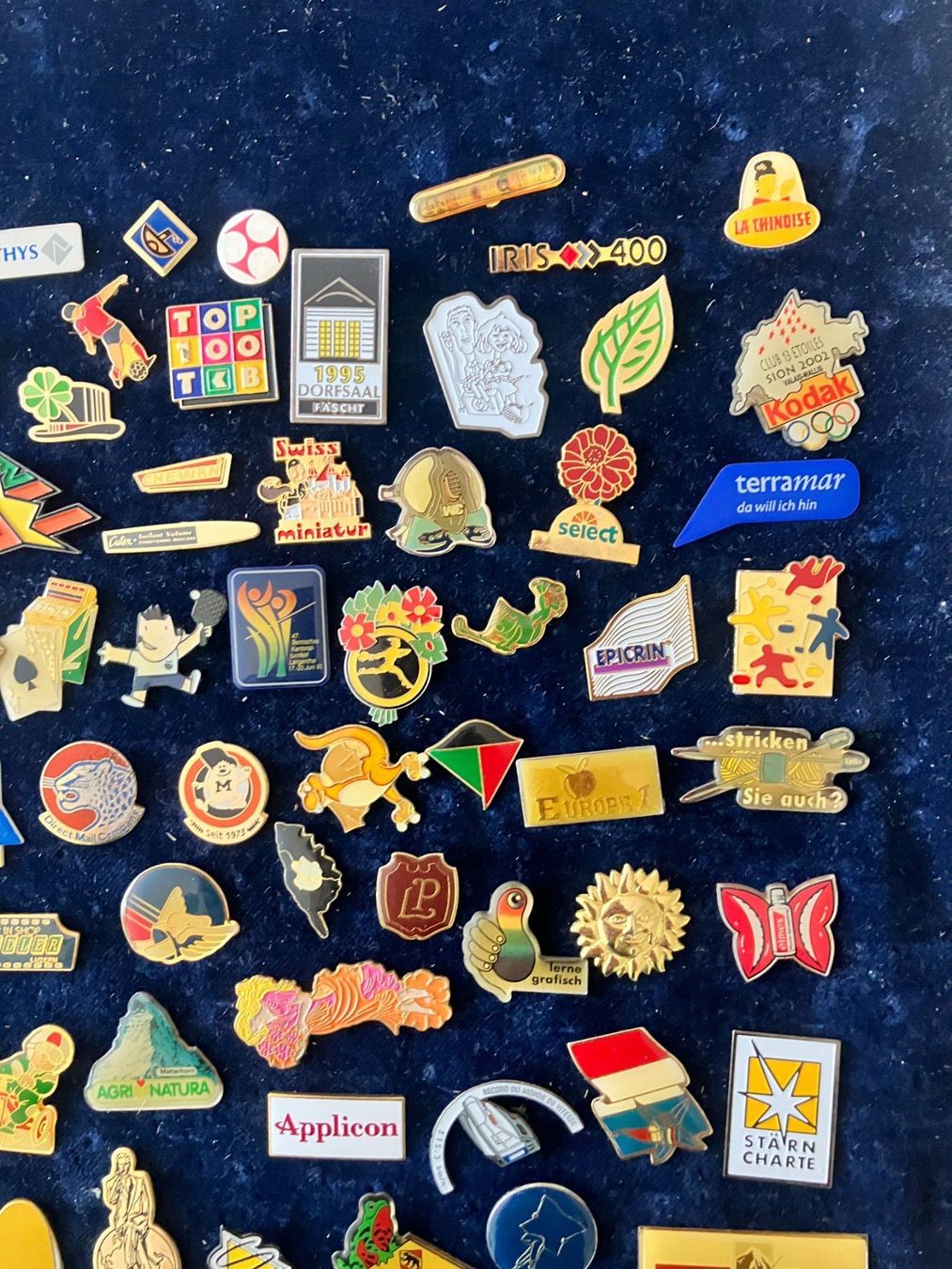 Placchette & Badge: ca. 100 Pin diverse Motive (25) – Usato da Basel venduto da djwwpp 2