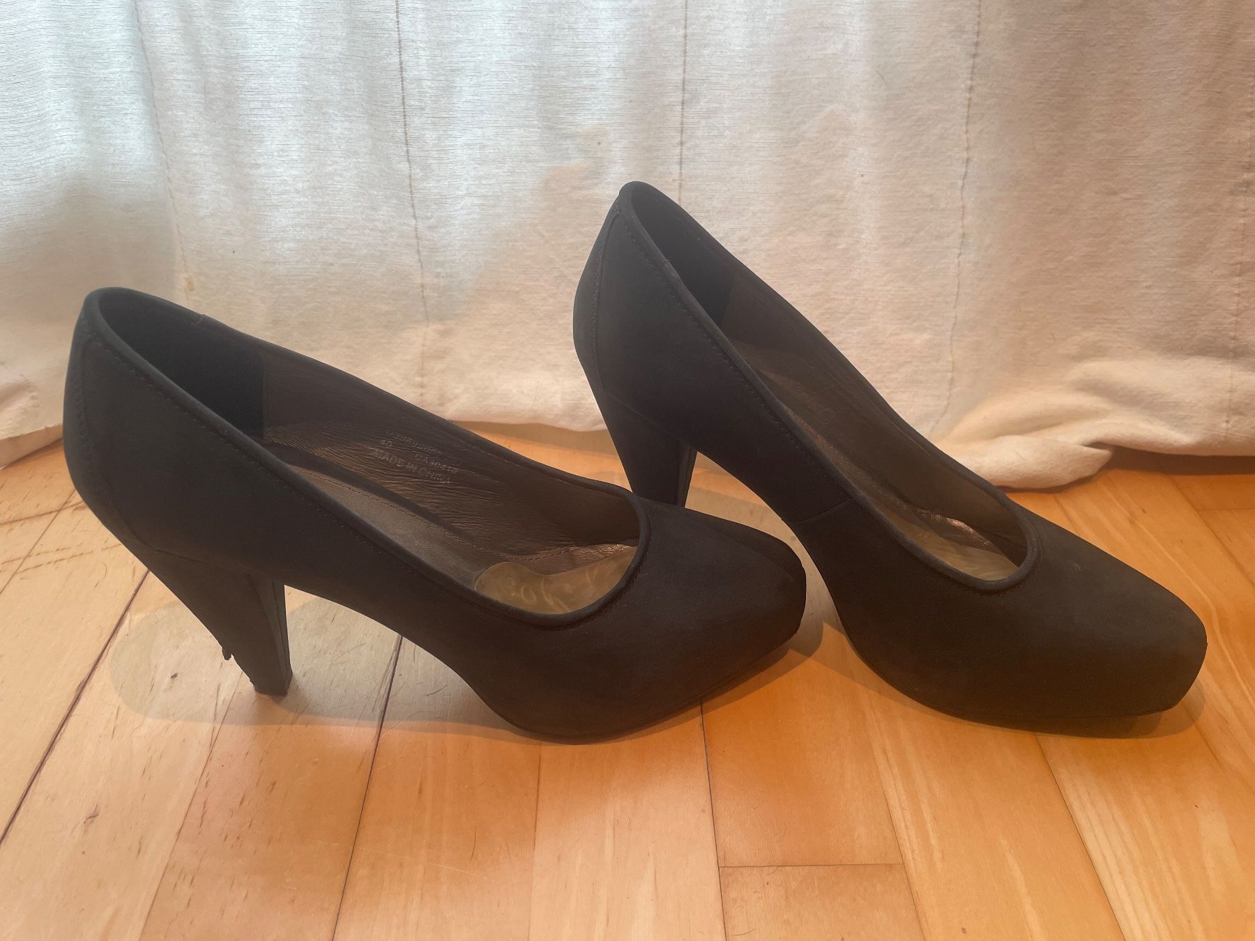 Tiger of Sweden Damenschuhe: Tiger of Sweden Pumps – Gebraucht aus Arbon von mannamanna 3