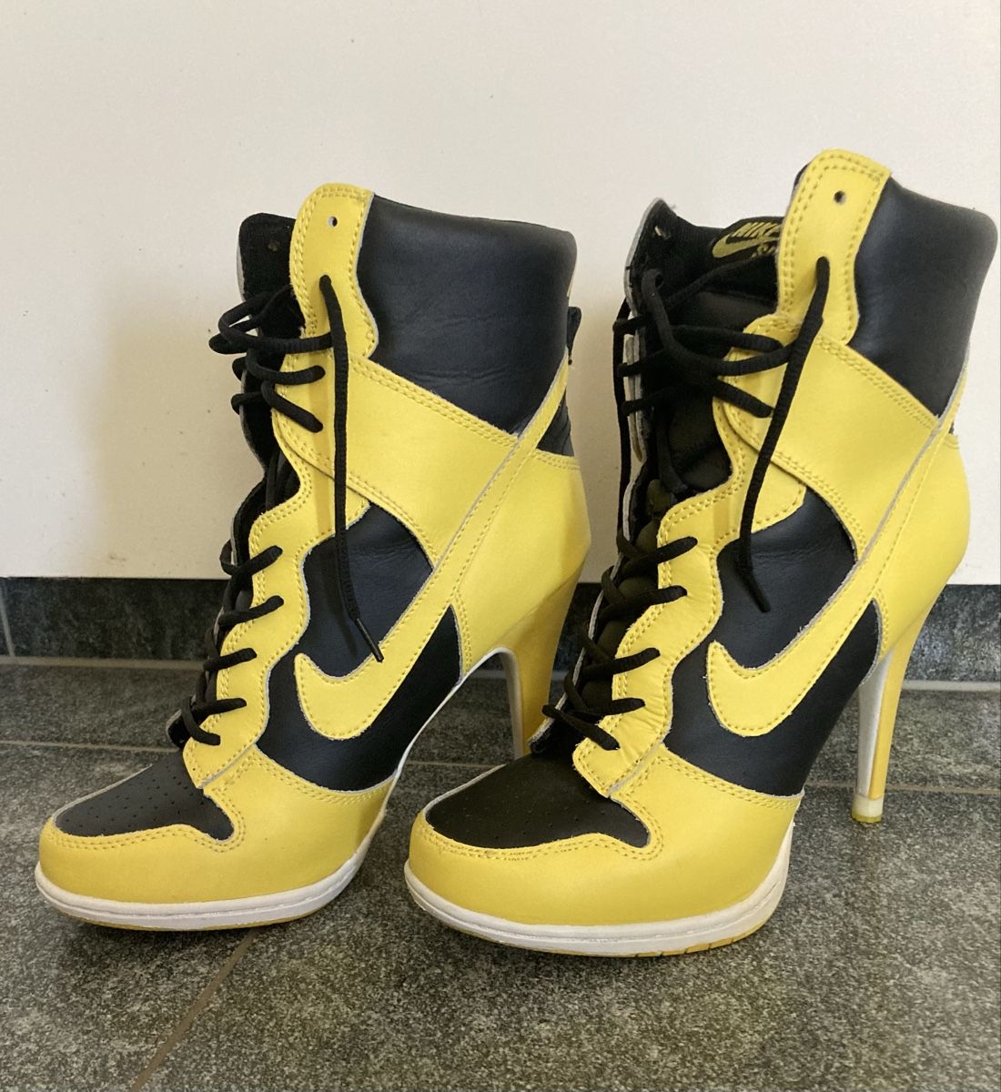 Nike Damenschuhe: Nike High Heels – Neu (gemäss Beschreibung) aus Weingarten-Kalth von karisjah