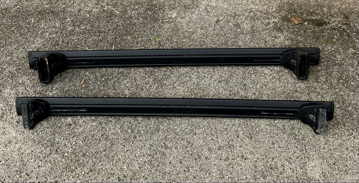 Thule Portapacchi: Subaru XV barre de toit – Usato da Neuchatel venduto da Andase 1