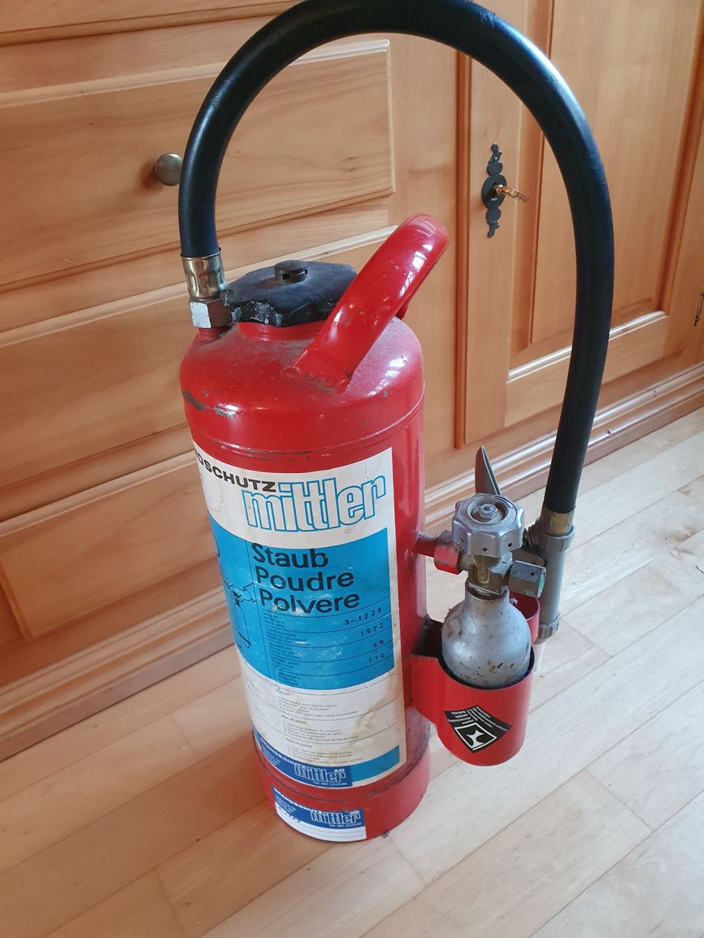 Estintori: Alter Feuerlöscher – Difettoso da Strengelbach venduto da willi1337 2