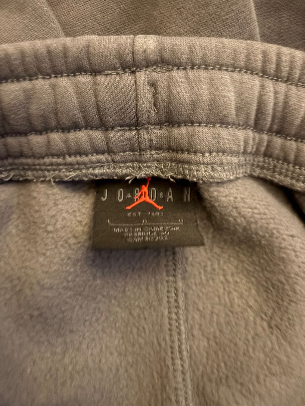 Jordan Pantaloni: Jordan Trainerhose – Usato da Horgen venduto da zimtaoui 2