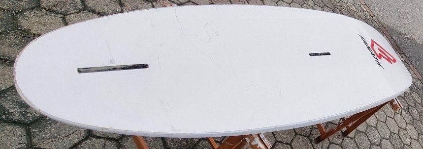Duotone Tavole da surf e di nuoto: Fanatic Ripper 102 - Anfänger oder Kinder Windsurfboard – Usato da Hinterkappelen venduto da simsalabimBern 1