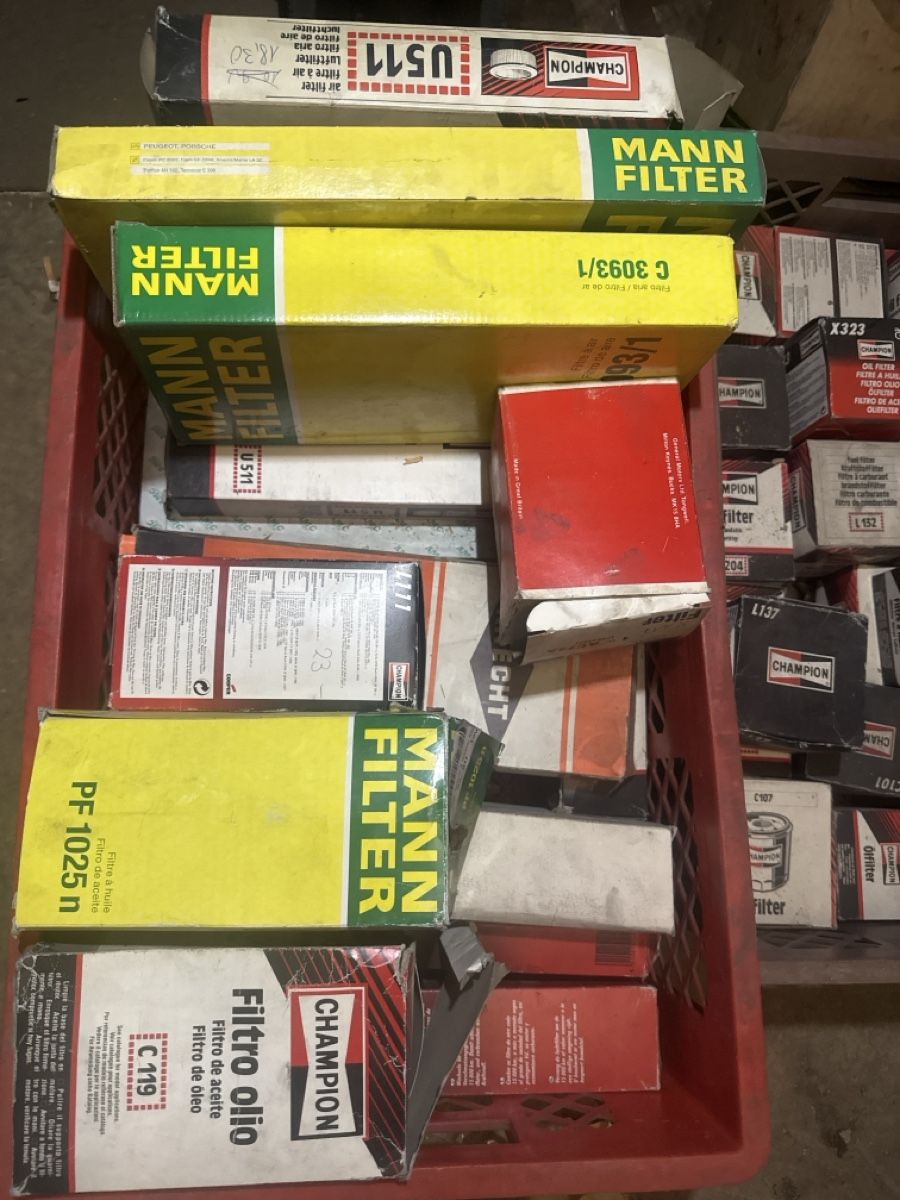 Ventilazione: Auto Filter Konvolut Champion Mann Filter Tecnocat Neu – Nuovo (secondo la descrizione) da Neunkirch venduto da Waldi121 1