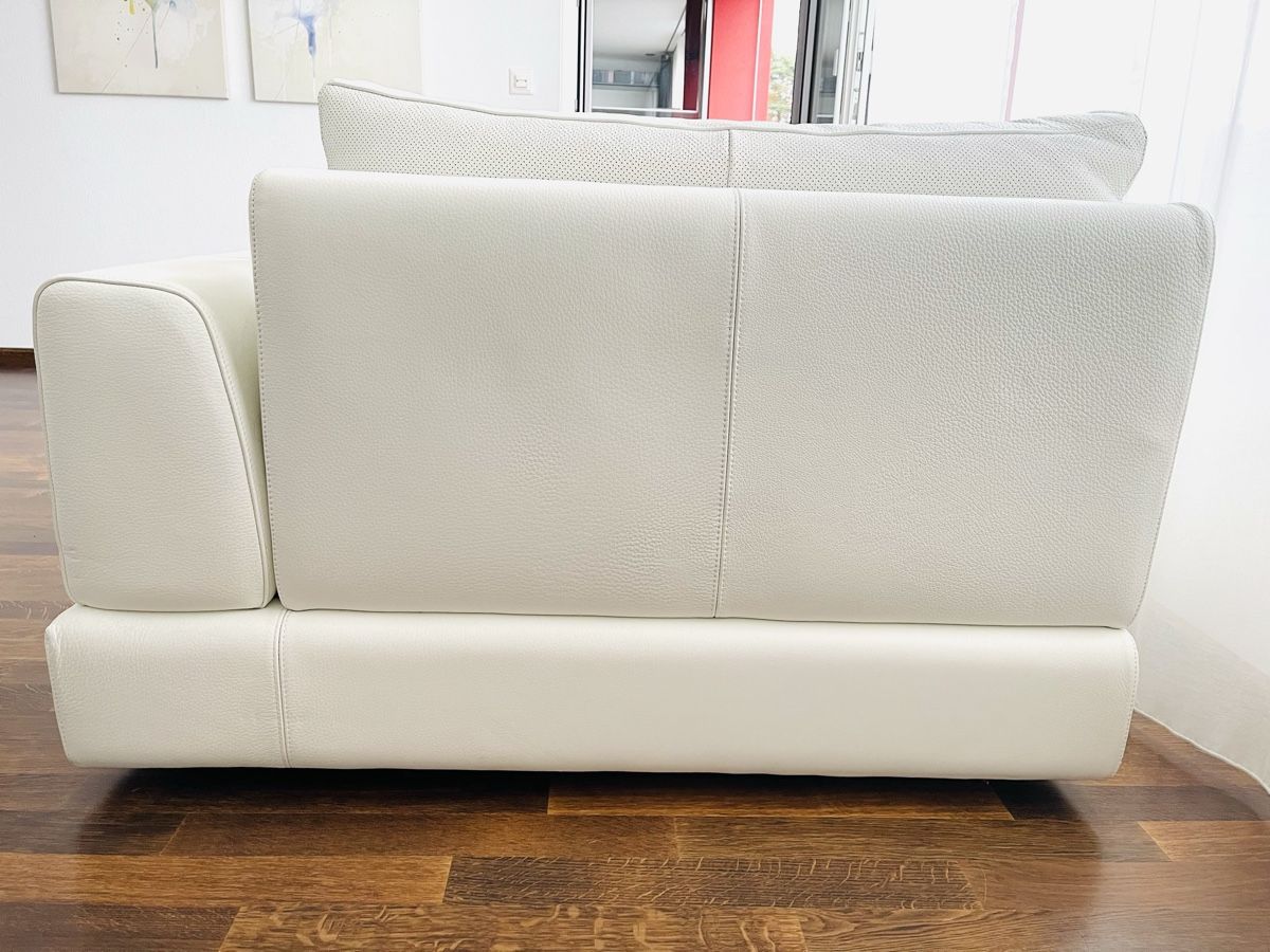 Divani: Weisses Sofa aus Echtleder, Top Zustand! – Usato da Lostorf venduto da Lavendel2018 2