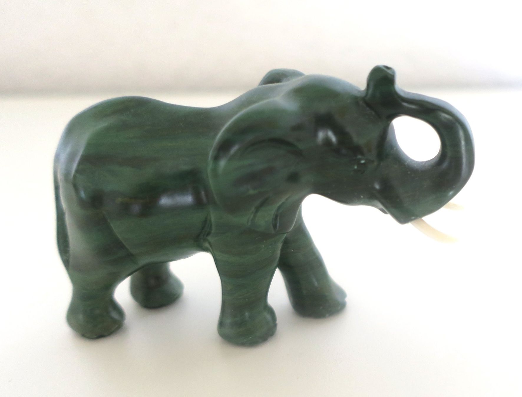 Statuette: Grosse Verdit Figur Elefant Halbedelstein – Usato da Staad SG venduto da 4bu4 1