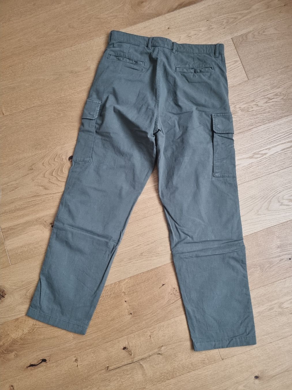 Lotti di vestiti: Uniqlo Kleider Package – Usato da Bellikon venduto da Jake-la-Motta 4