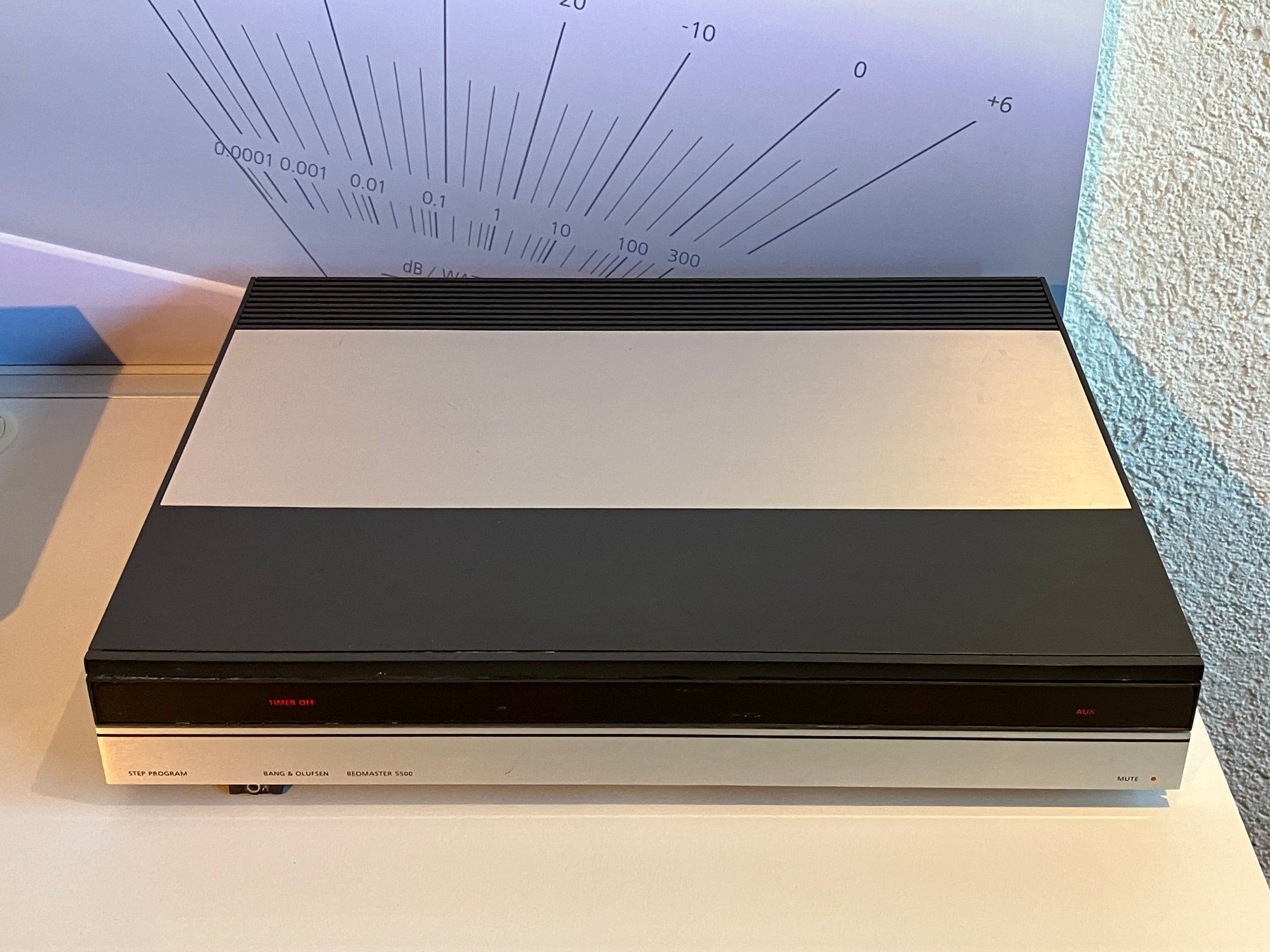 Bang & Olufsen Verstärker: Bang&Olufsen 3 éléments Ampli + Tape + Master Control 5500 – Gebraucht aus Delley von ogringo77 1