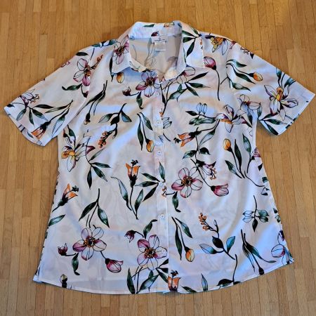 Chemise à motif floral