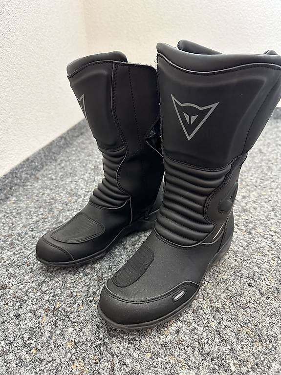 Damenschuhe: Dainese Töffstiefel 38 Damen – Gebraucht aus Boningen von charming_