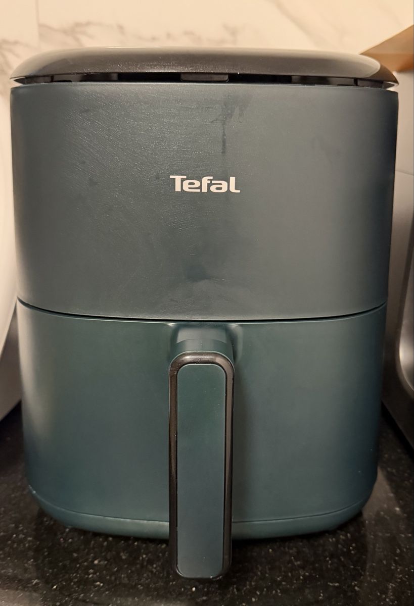 Forni: Air Fryer Tefal  – Usato da Renens VD venduto da aligrapefruit