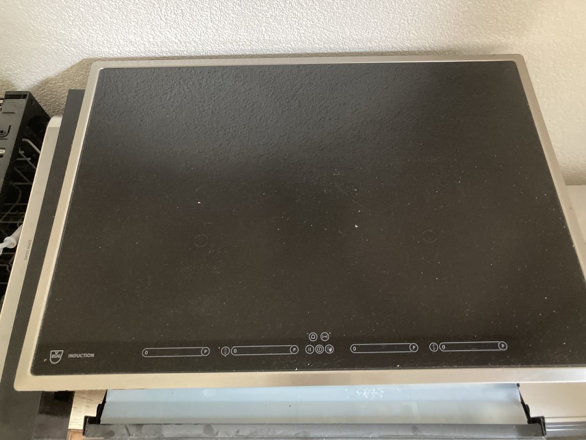 Cucine: Inductionsherd V-Zug – Usato da Ebnat-Kappel venduto da cosimo01