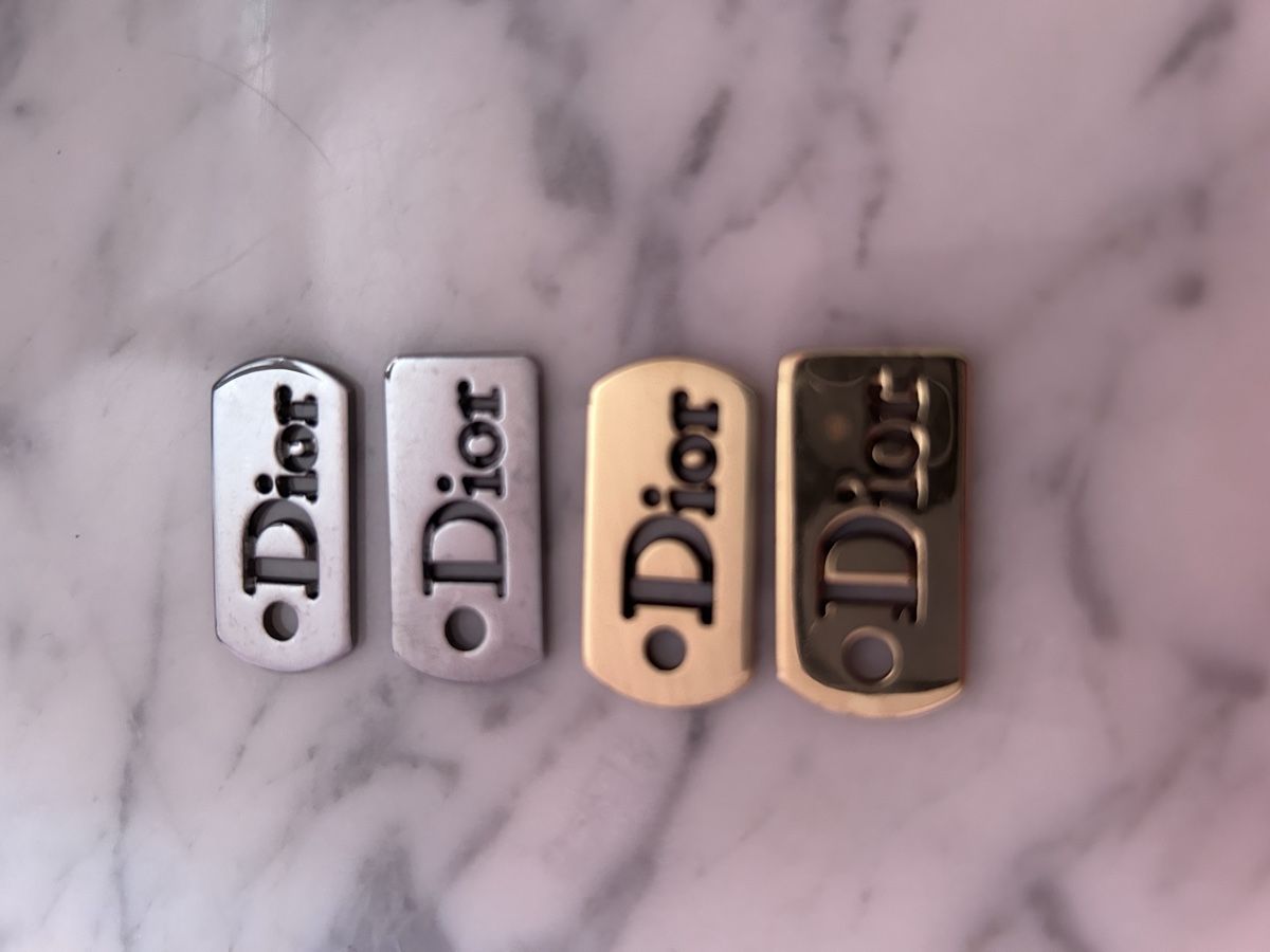 Ciondoli: Dior Charms Authentic Accessories 4pcs – Usato da Biel/Bienne venduto da zit_v5yc