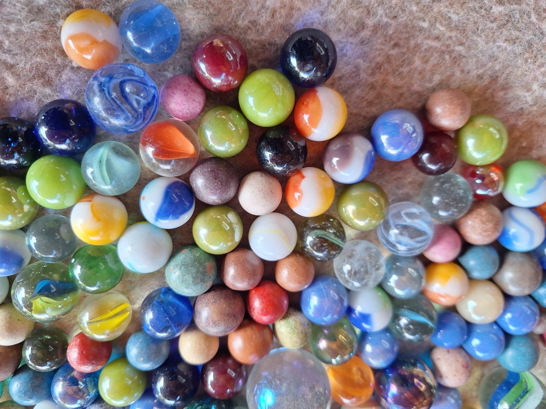 Biglie: 1 KG BUNTE GLASMARMELI GLASKUGELN – Usato da Huttwil venduto da Kunterbuntli 4