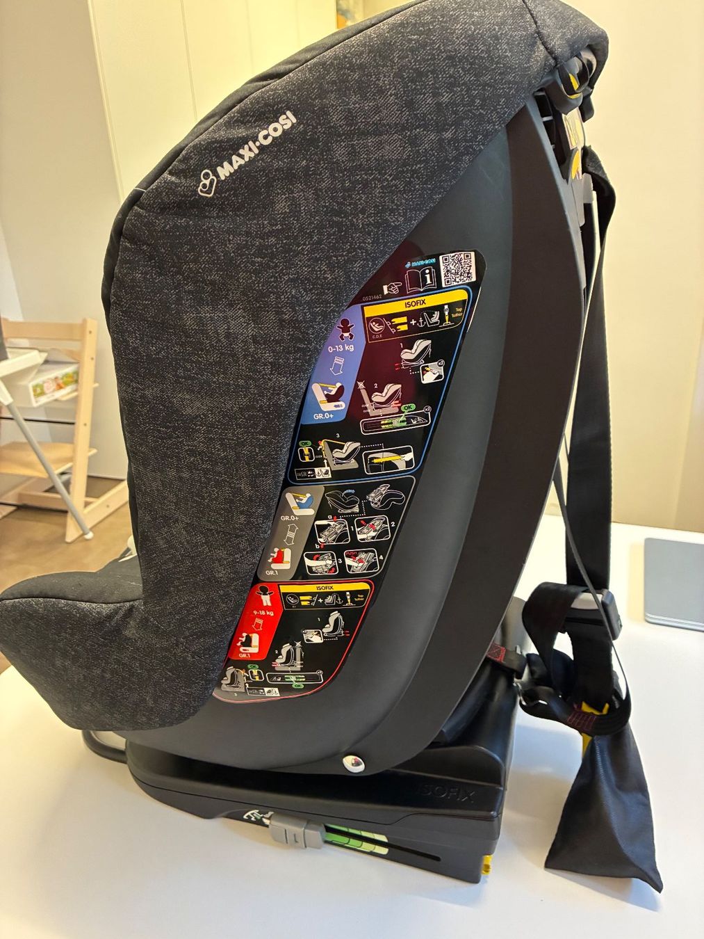 Maxi-Cosi Seggiolini per auto: Kindersitz Maxi Cosi Milo Fix – Usato da St. Margarethen TG venduto da Barbie16 3