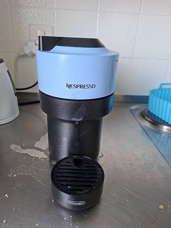 Macchine per caffè & Macchine per espresso: Machine à café délongui capsule vertuo  – Usato da Chernex venduto da fib_vsy7 3
