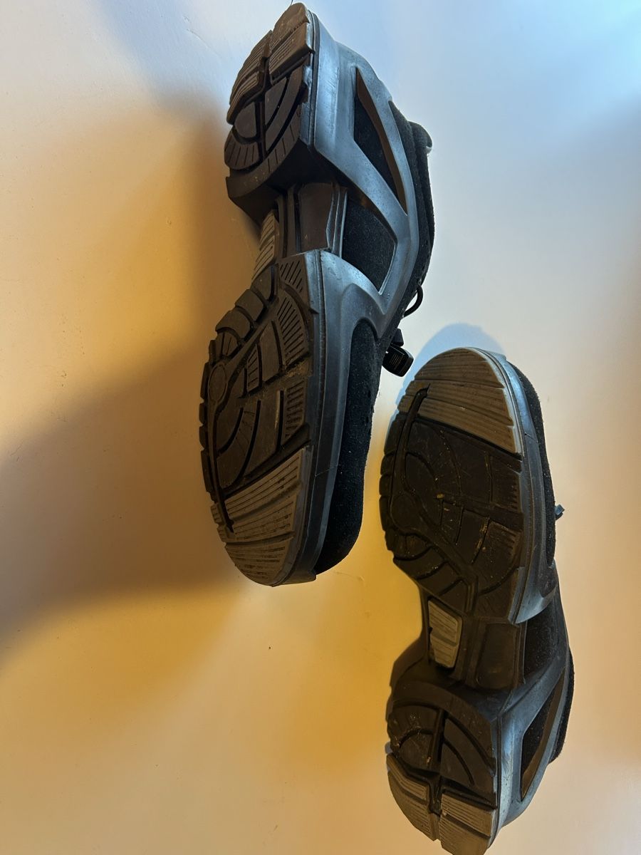 Uvex Chaussures hommes: Arbeits Sicherheits Schuhe – D'occasion à Rickenbach LU par Brutus05 1