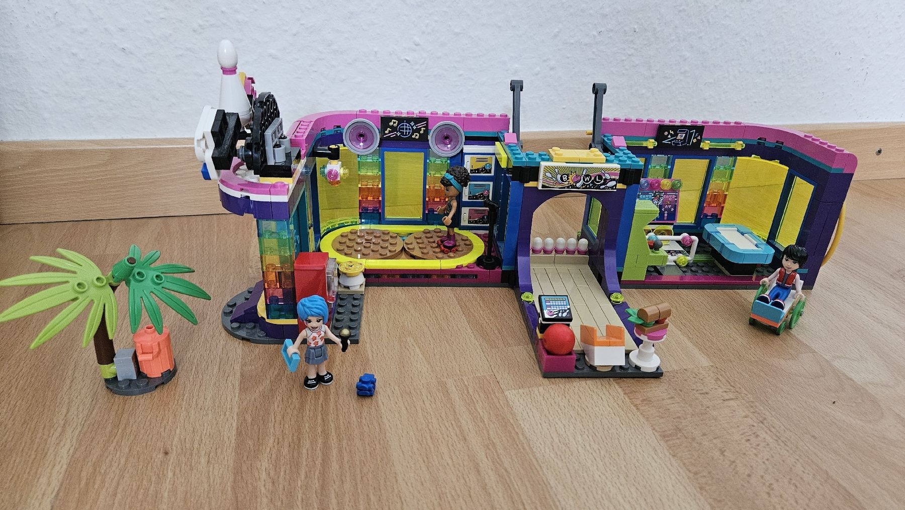 Lego Baukästen: lego Friends Roller-Disco 41708 – Neu (gemäss Beschreibung) aus Fislisbach von kristinamuc 2