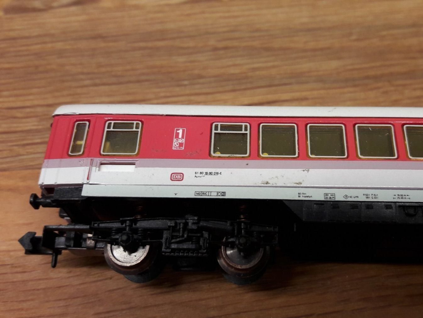 Arnold Modellini di ferrovie: Arnold N : DB voiture 1ère classe   "Apmz" – Usato da Buttes venduto da Cafe2005 7