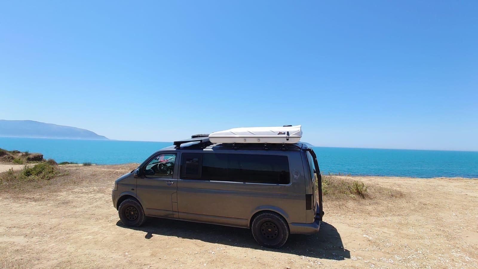 VW Veicoli da campeggio: Vw t5 4 motion – Usato da Montreux venduto da Julbulle