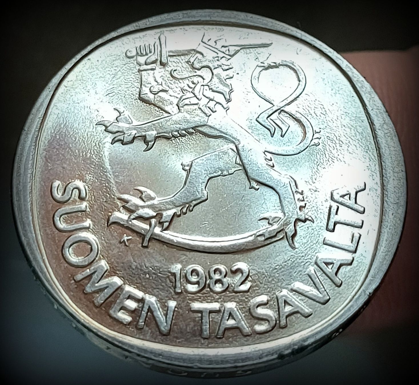 Tutti le monete: FINNLAND 1 MARKKA 1982 UNZ. – Nuovo (secondo la descrizione) da winterthur venduto da CoinPassion