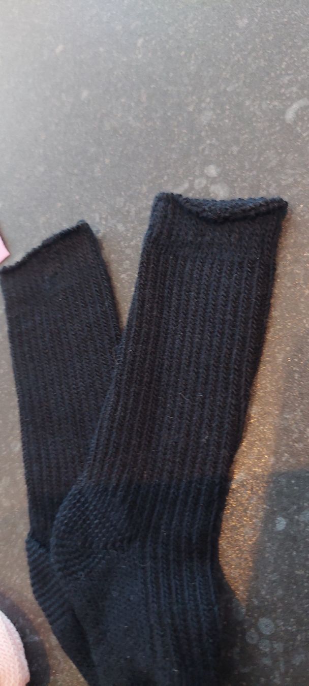 Puppen: 2paar neue Puppensocken – Neu (gemäss Beschreibung) aus Muri AG von nindo1 9