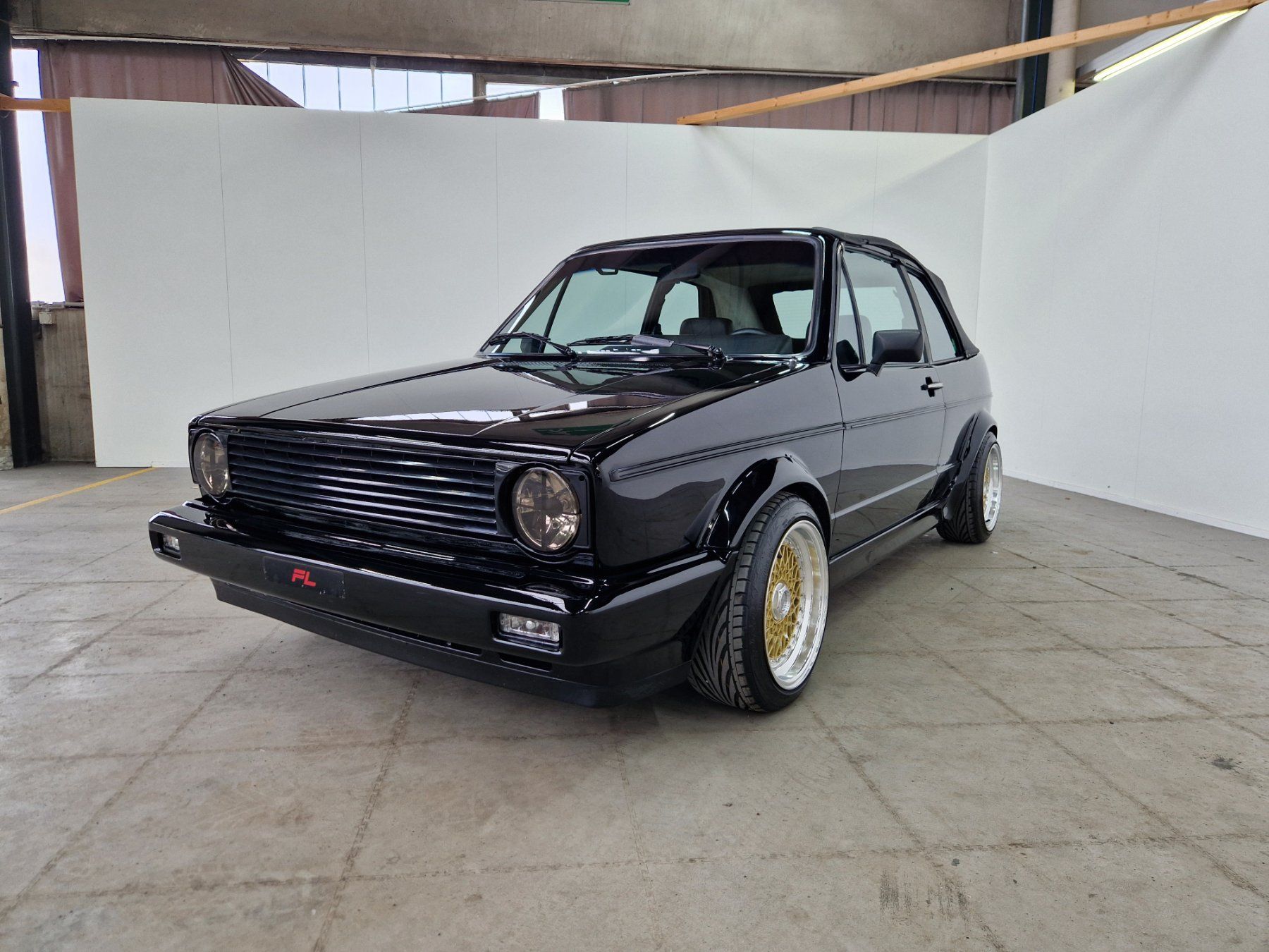 VW Automobili: VW Golf 1 Cabrio 1.8 2H – Usato da Selzach venduto da Blitz23 5