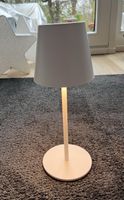 Moderne Tischlampe - kabellos