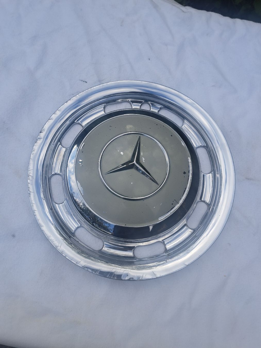 Mercedes-Benz Tutti pezzi di ricambio auto: Mercedes Benz Oldtimer Radkappe – Difettoso da Gasel venduto da cher01 2