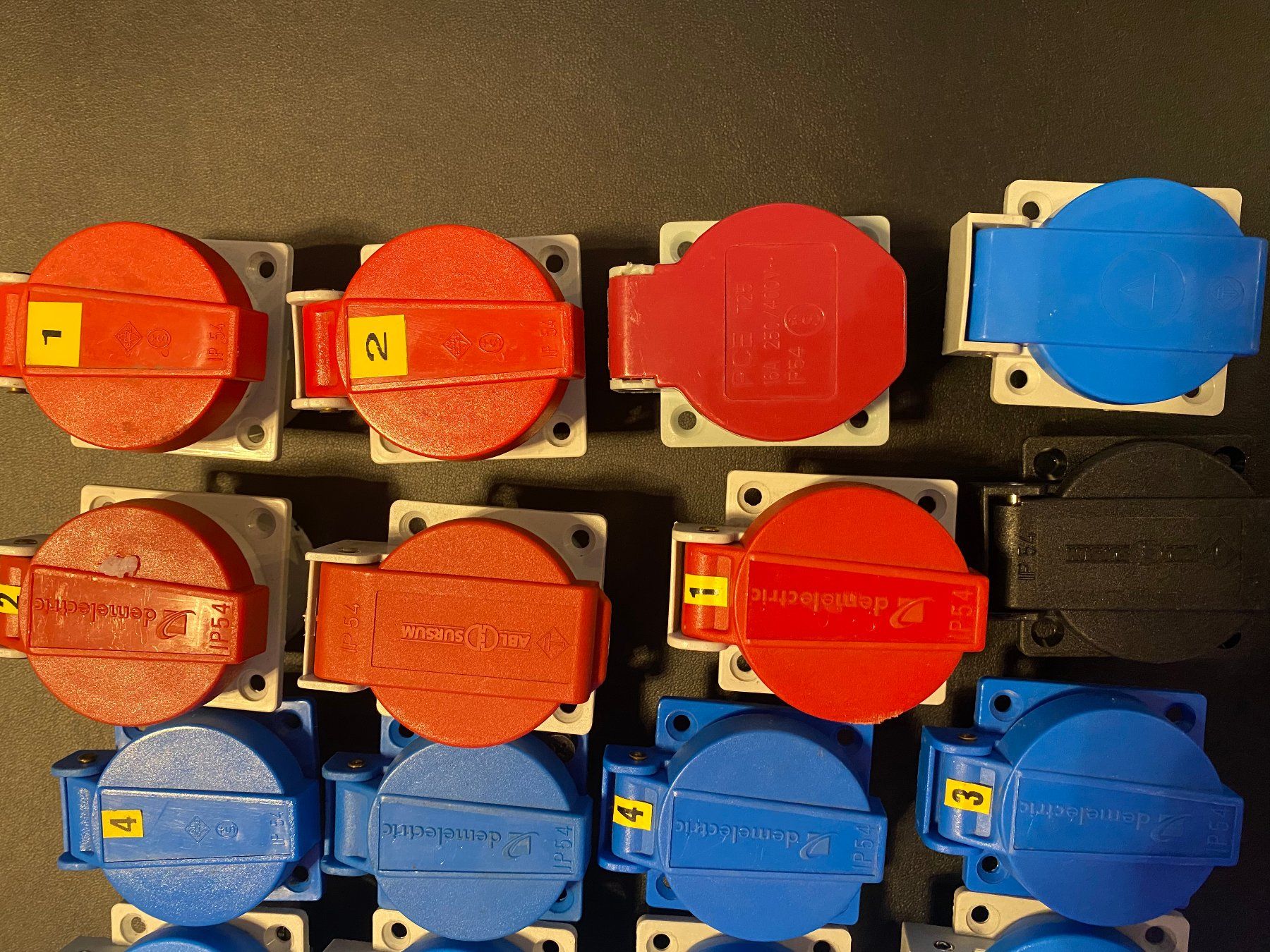 Elektrotechnik: Einbausteckdosen Typ23 Typ25 T23 T25 Stromverteiler LS RCD – Gebraucht aus Reinach BL von Herzogtech 7