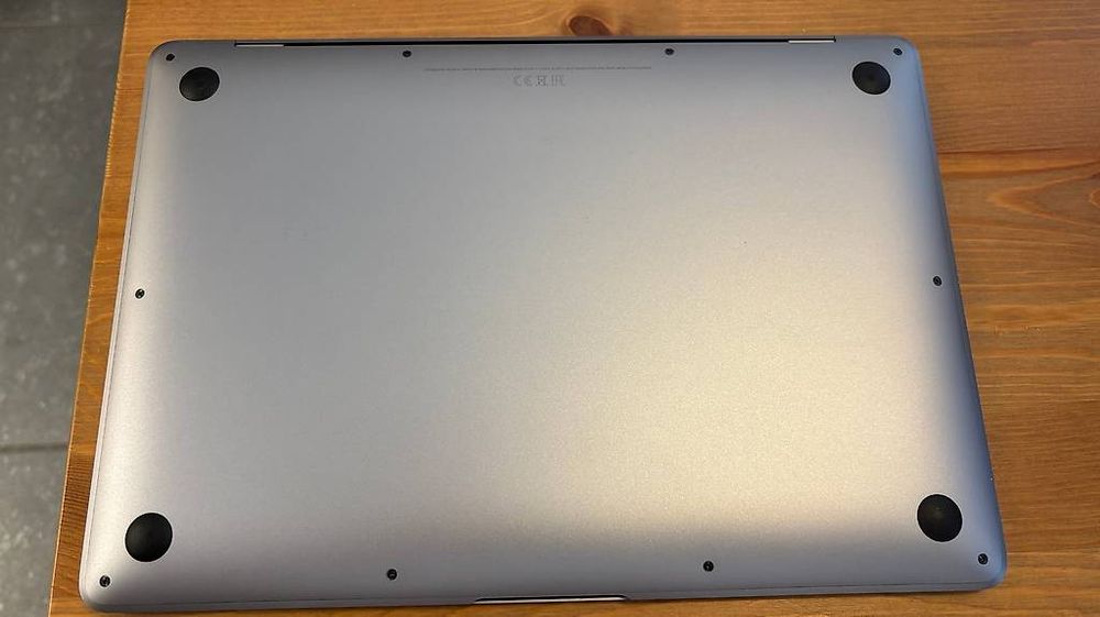 Notebook: Macbook Air 1.6GHz i5/16GBRAM/SSD -250GB – Usato da Bern venduto da sabaidi 1