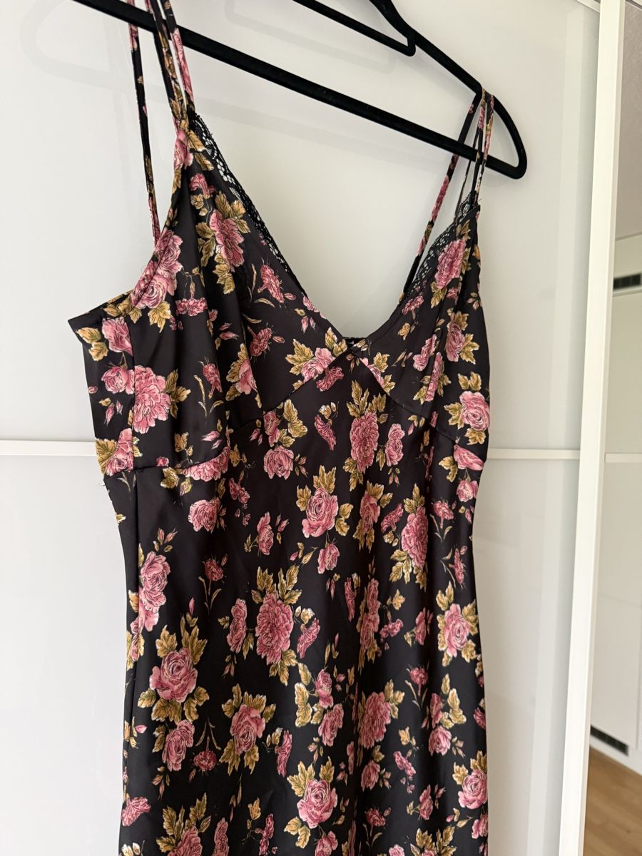 Zara Vestiti: Zara Kleid Gr. M – Usato da Wil SG venduto da xrnvani 1