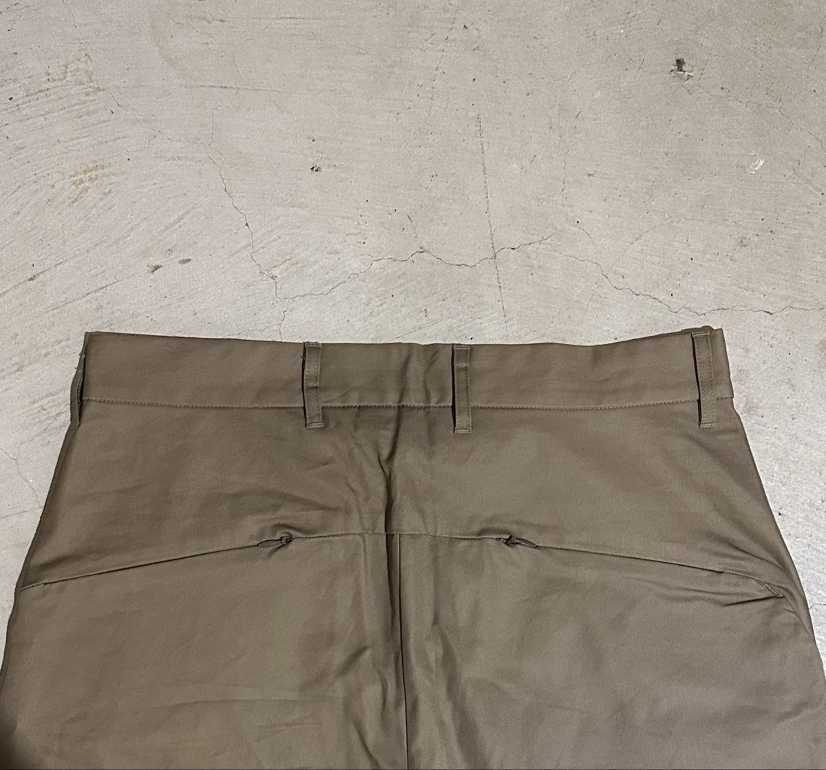 Pantaloni: Vuja de Isaac Tech chino pants tan size medium – Nuovo (secondo la descrizione) da Dättwil AG venduto da seung.kuk 4