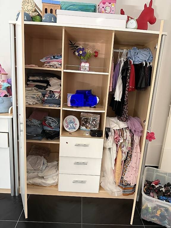 Armadi: Kinderschrank – Usato da Roggwil BE venduto da Ronaja 1