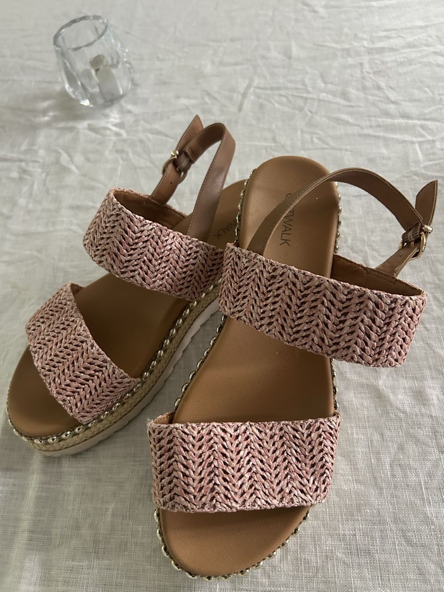 Chaussures femmes: Coole Sandaletten – D'occasion à Untersiggenthal par schnaepplideal 1