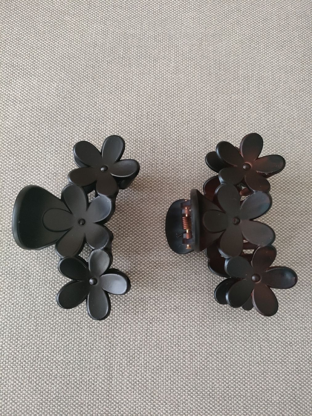 Accessori per capelli: 2 Haarklamer Schwarz und Braun – Nuovo (secondo la descrizione) da Bern venduto da Lidia.5