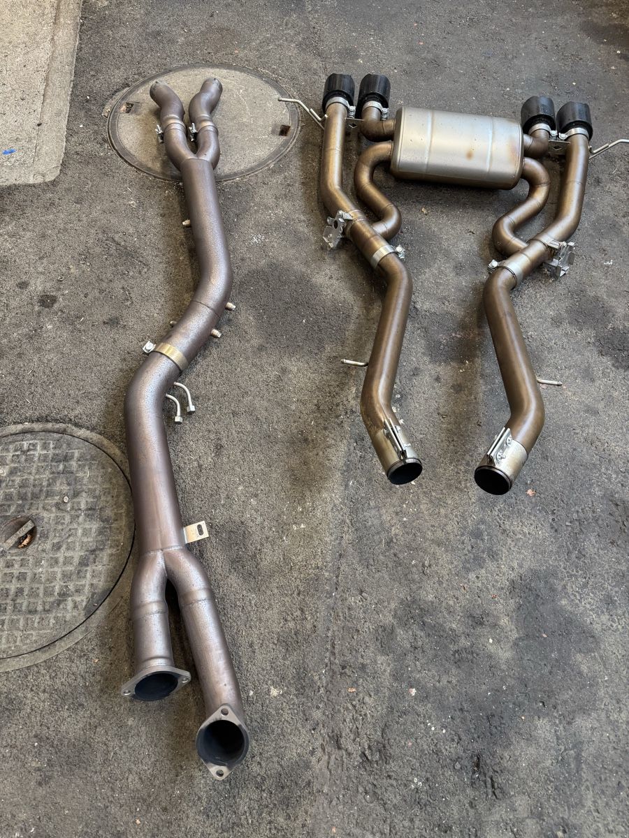 BMW Sistemi di scarico: Auspuff M3 / M4 G80 G82 – Usato da Horgen venduto da fel_6gb8 5