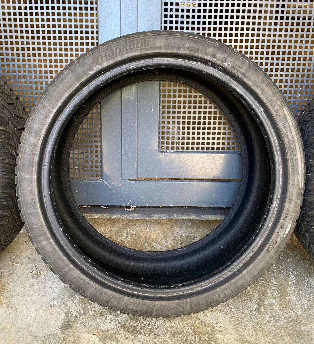 Hankook Pneus & Kompletträder: 4 Hankook Winterreifen – Gebraucht aus Sommeri von Gim- 3