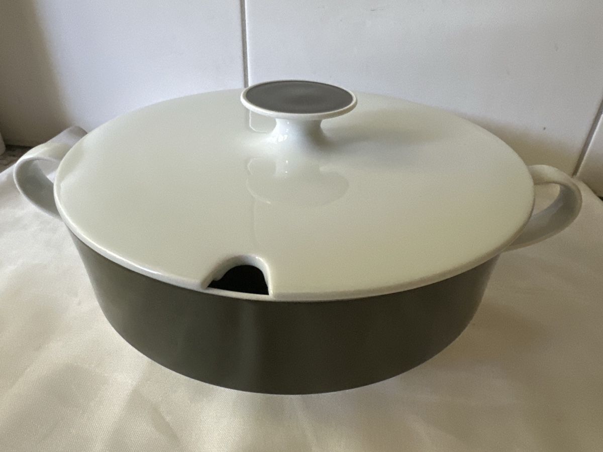 Rosenthal Ciotole: Rosenthal Studio Line Composition Terrine Tapio Wirkala  – Usato da Zürich venduto da Chaeffeler