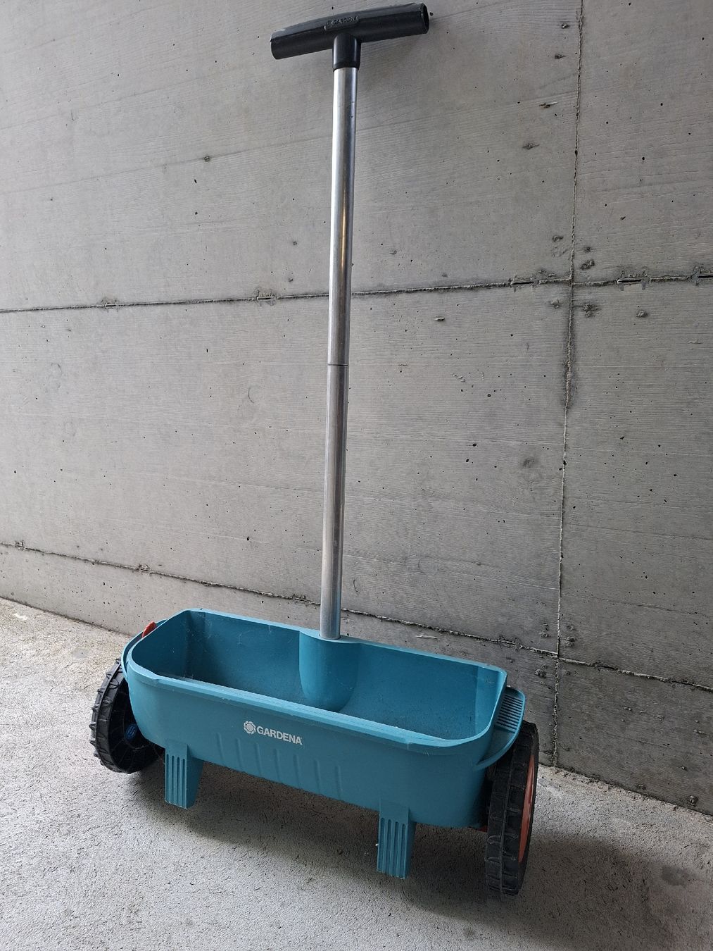 Altro in Utensili da giardino: Streuwagen Gardena – Usato da Lengnau BE venduto da thvi72