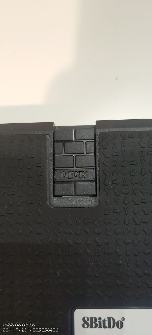 8BitDO Controller: 8BitDo Arcade Controller Modell 80FG. Selten gebraucht. – Usato da Rüti ZH venduto da S.T.G 3